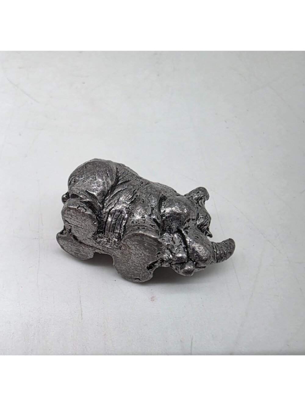 Small Pewter Rhinoceros Figurine Handcrafted For Display Or Collectors 1.5" - Picture 7 of 8